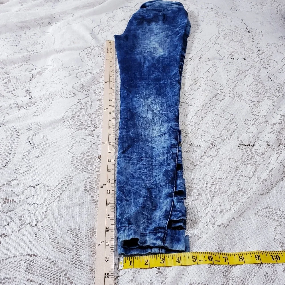 💙BONGO💙 tie-dye skinny Jeans w/cutout 🤍Size 3 *Y2K